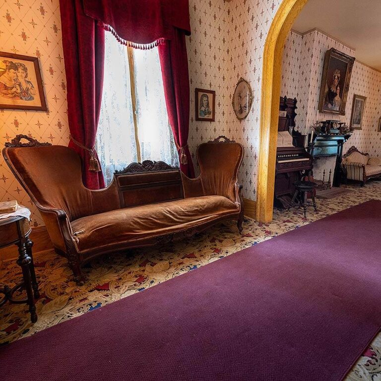 Whaley House parlor